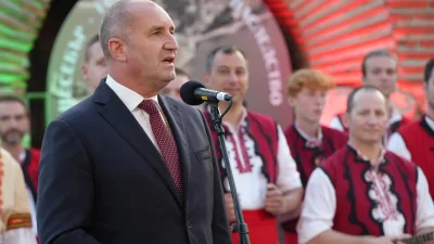 Радев: Военните действия в Близкия изток представляват огромна заплаха за международния мир и сигурност