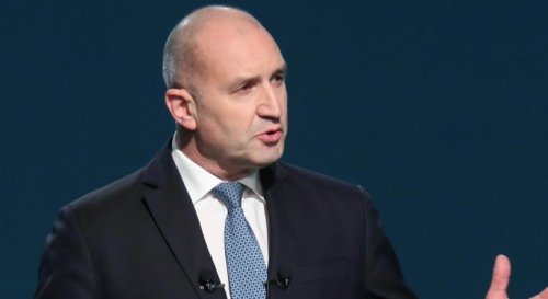 Радев: Пеевски е един обикновен олигарх, който ще бъде свален от сцената на 19 април (ВИДЕО)