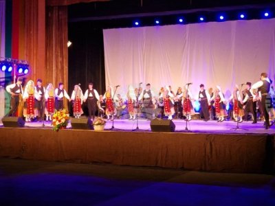 &bdquo;Кръговрат&ldquo; разтърси Велико Търново: &bdquo;Филип Кутев&ldquo; показа 75 години жива традиция