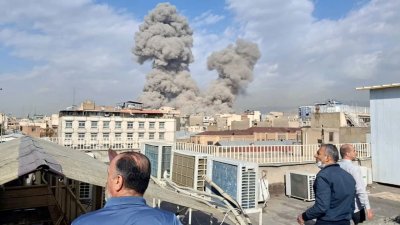 Ескалация на военен конфликт: САЩ и Израел удариха Иран