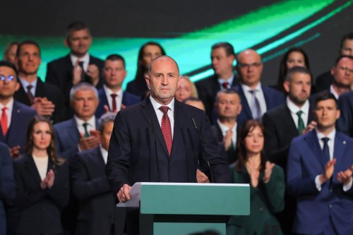 Румен Радев: Никакви коалиции с ГЕРБ и ПП-ДБ, тъй като техният общ ментор е Делян Пеевски!