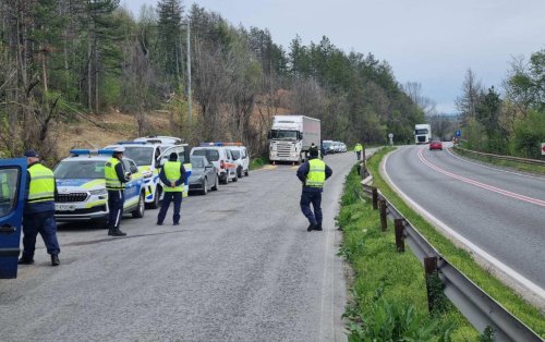 Полицията спря 187 коли за 3 часа на пътя Велико Търново&ndash;Русе: 68 санкции и 8 платени глоби