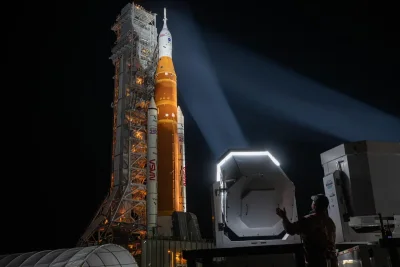 НАСА спира &bdquo;Гейтуей&ldquo;: 20 млрд. долара отиват за база на Луната