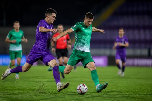 Етър и Берое направиха 2:2 и запазиха темпото на върха