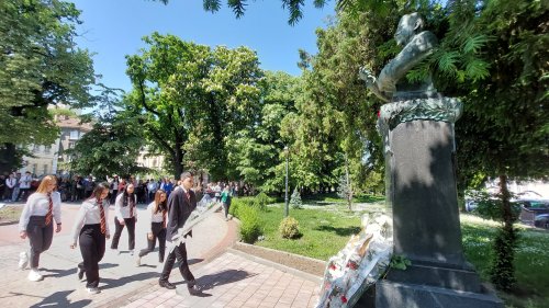 Свищов отбеляза 129 години от гибелта на Алеко Константинов