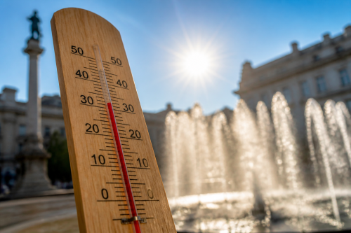 НИМХ вдига летния термометър: до 33° днес, до 36° в петък