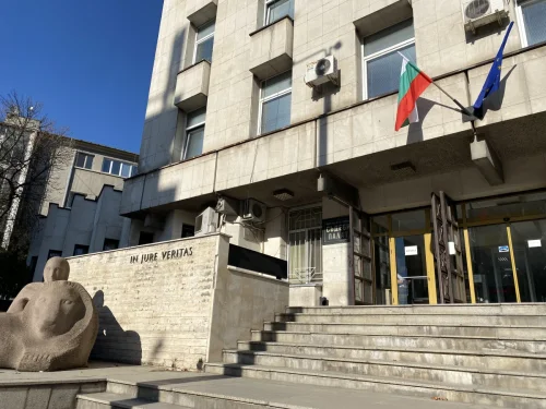 Мярка за неотклонение "задържане под стража" за мъж в Павликени