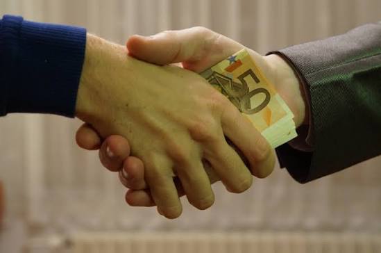 Удари срещу купуването на гласове в Монтанско: пари, списъци с имена и ЕГН и арести