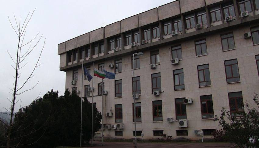 Над 5,5 млн. евро искат 4 общини във Великотърновско: пари за улици, свлачища и реки