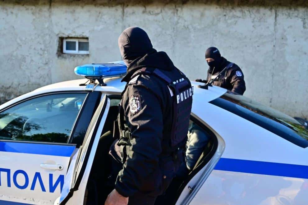МВР удари търговците: Масови проверки за алкохол, тютюн и вейпове във Велико Търново