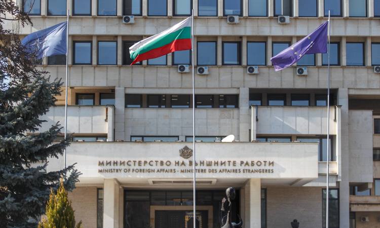 МВнР призова българските граждани в Ливан да напуснат страната своевременно