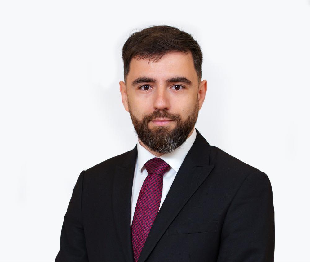 Д-р Александър Узунов: „Корупцията не е отклонение. Тя е симптом на завладяна държава“